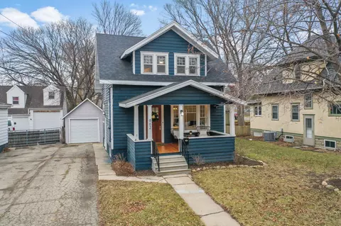 862 7th Ave SE, Rochester, MN 55904