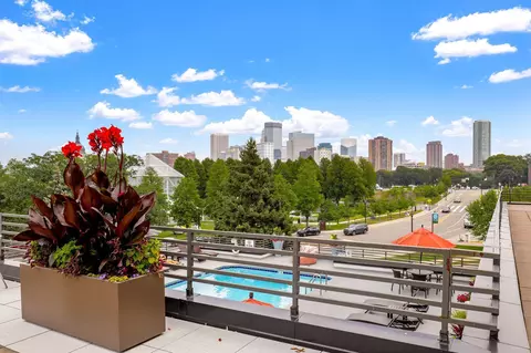 52 Groveland Ter #A214, Minneapolis, MN 55403