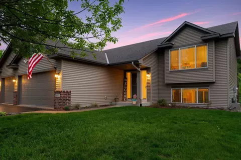 2618 Rocky Meadow Ln, Mayer, MN 55360