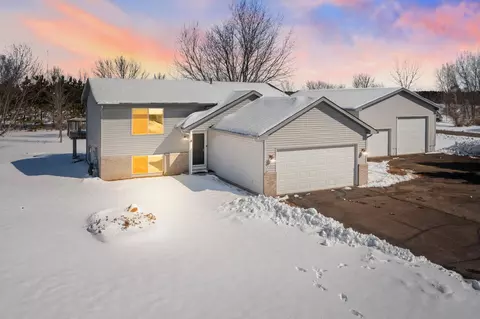 6726 403rd St, North Branch, MN 55056