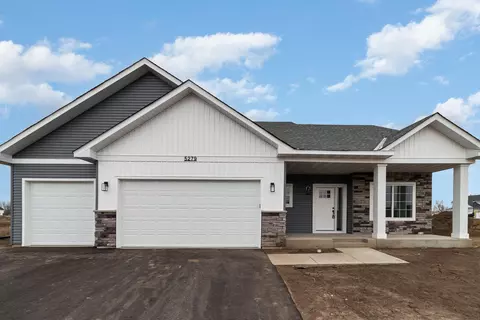 5279 178th St W, Lakeville, MN 55044