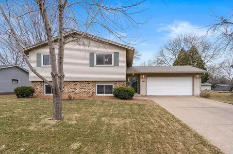 9945 Trenton Ln N, Maple Grove, MN 55369