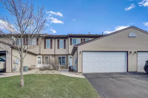 238 E Orchard St, Belle Plaine, MN 56011
