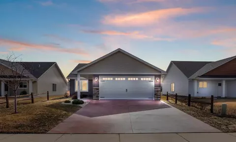 4364 31st St S, Saint Cloud, MN 56301