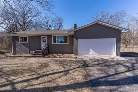 40337 Paradise Dr, Browerville, MN 56438