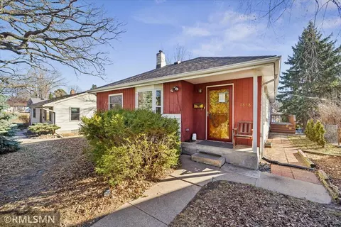 1838 Pleasant St, Lauderdale, MN 55113