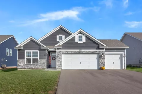1917 Meridian Curv, Carver, MN 55315