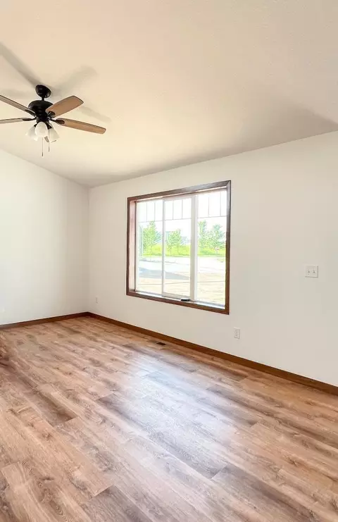 4691 9th St NE, Saint Cloud, MN 56304 photo 8