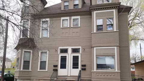 671 Watson Ave, Saint Paul, MN 55102
