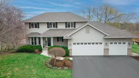 1022 Sugarbush Ln, Waconia, MN 55387
