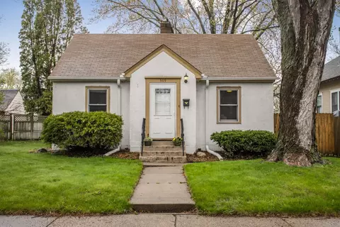 609 Geranium Ave E, Saint Paul, MN 55130