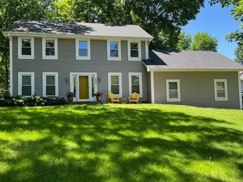 605 Jewel Ln N, Plymouth, MN 55447