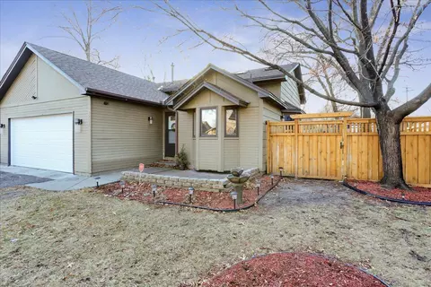 9767 Ilex St NW, Coon Rapids, MN 55433