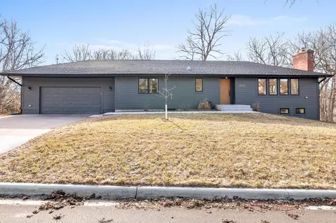 16925 Linden Dr, Minnetonka, MN 55345
