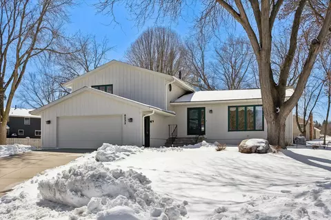 8232 Nevada Cir, Bloomington, MN 55438