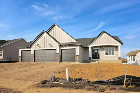 8140 198th St, Lakeville, MN 55044
