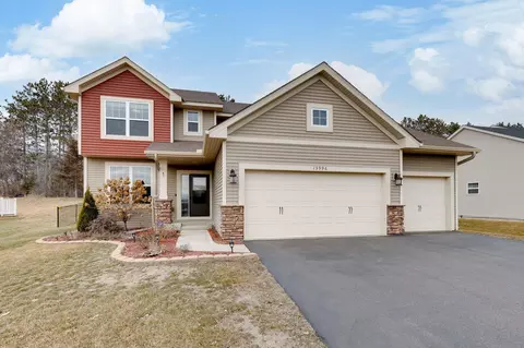 15996 Uranimite St NW, Ramsey, MN 55303