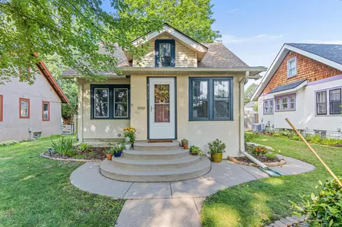4232 45th Ave S, Minneapolis, MN 55406