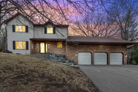 3785 Dresden Way, Eagan, MN 55123