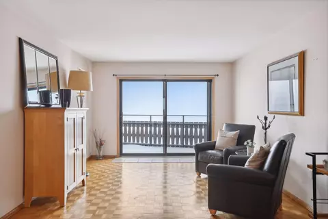 400 Groveland Ave #1614, Minneapolis, MN 55403