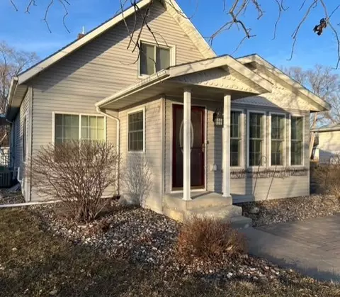 166 N Lakeshore Dr, Glenwood, MN 56334