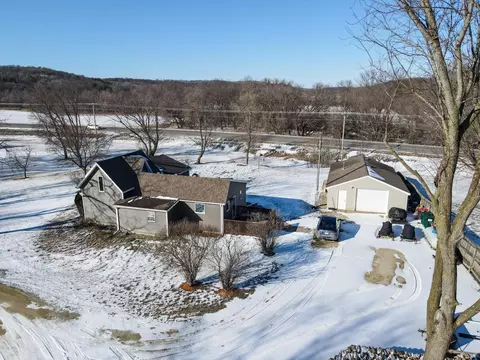 8423 Mechanic St NW, Pine Island, MN 55963