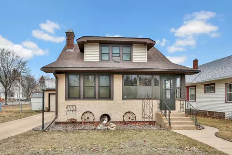 745 Magnolia Ave E, Saint Paul, MN 55106