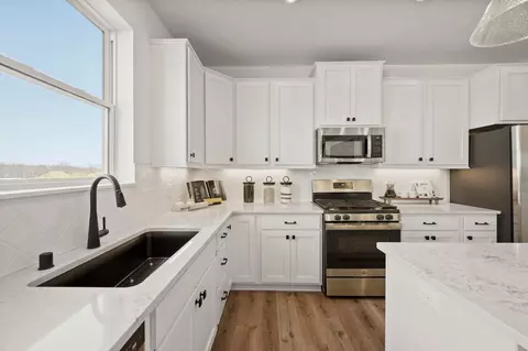 Kitchen - 20200 79th Pl, Corcoran, MN 55340 photo 4 of 4