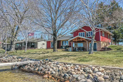 9380 S Park Dr NE, Carlos, MN 56319
