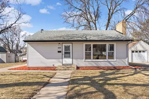 666 3rd Ave NW, New Brighton, MN 55112
