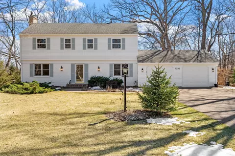 1330 Ranier Ln N, Plymouth, MN 55447