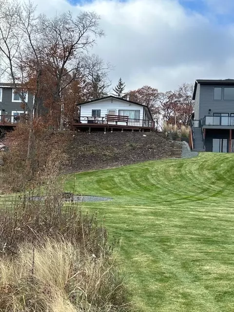 30436 N Lakeview Dr, Breezy Point, MN 56472