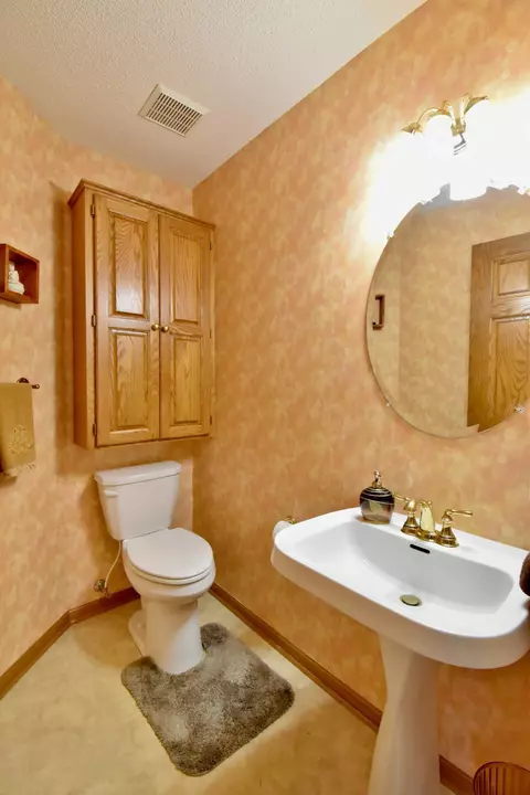 Bath - 2613 Regal Rd, Saint Cloud, MN 56301 photo 7 of 7