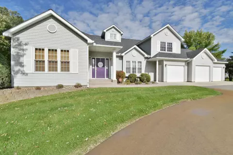 2613 Regal Rd, Saint Cloud, MN 56301
