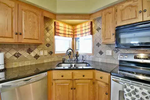 Kitchen - 2613 Regal Rd, Saint Cloud, MN 56301 photo 6 of 7