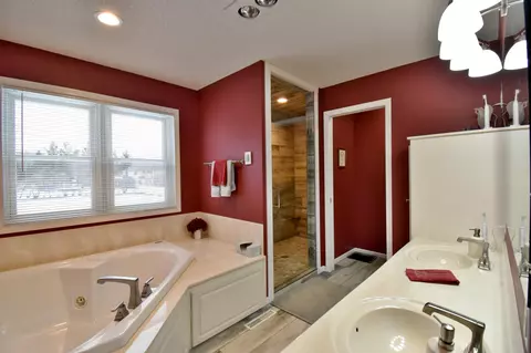 Bath - 2613 Regal Rd, Saint Cloud, MN 56301 photo 1 of 7
