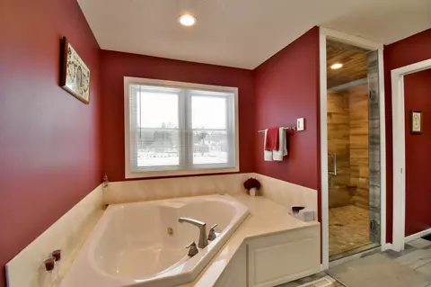 Bath - 2613 Regal Rd, Saint Cloud, MN 56301 photo 2 of 7