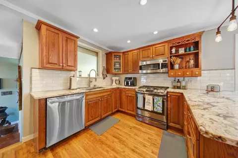 Kitchen - 402 3rd Ave SE, Mapleton, MN 56065 photo 3 of 6