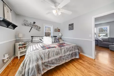 Bedroom - 402 3rd Ave SE, Mapleton, MN 56065 photo 2 of 11