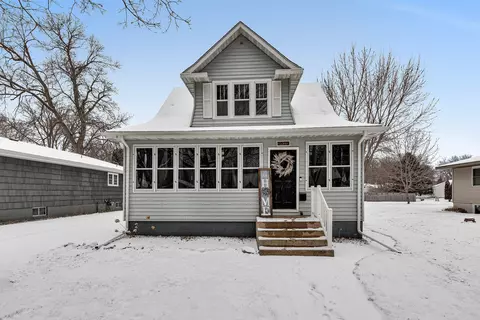 1020 5th St SW, Willmar, MN 56201