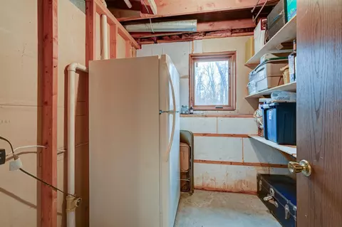Kitchen - 11048 261st St, Saint Cloud, MN 56301 photo 6 of 6