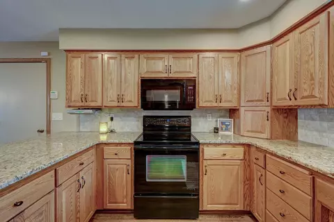 Kitchen - 11048 261st St, Saint Cloud, MN 56301 photo 4 of 6