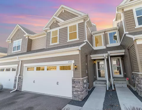 4332 Corn Silk Ln, Woodbury, MN 55129