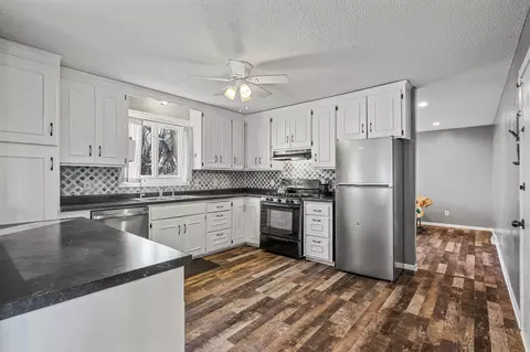 11640 Virginia Ave N, Champlin, MN 55316 photo 2
