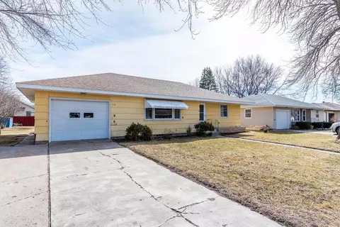119 Meray Blvd, Mankato, MN 56001