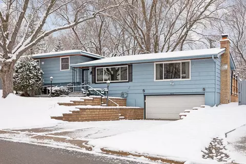 8016 32nd Pl N, Crystal, MN 55427