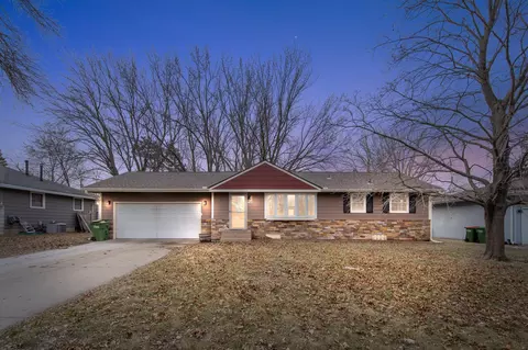 466 Manor Dr NE, Spring Lake Park, MN 55432