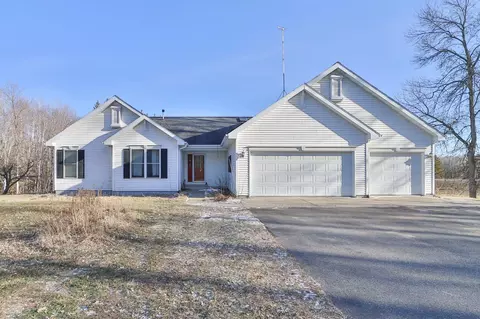 8032 124th St NE, Deer River, MN 56636