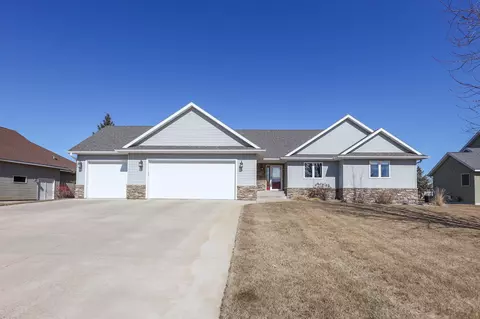 1019 Latoka Heights Ln SW, Alexandria, MN 56308