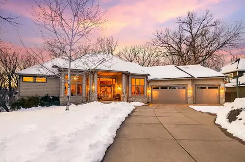 4225 Berkshire Ct N, Plymouth, MN 55446